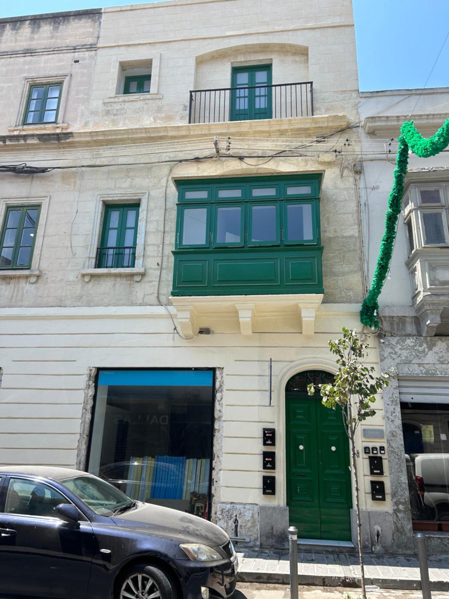5b Luxury Apartament